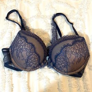 Victoria Secret very sexy 34B